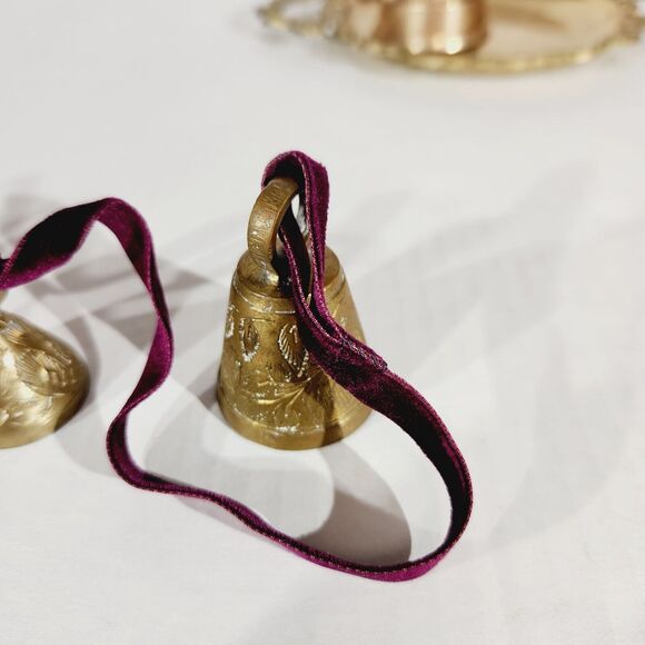 Brass Bells Hand String Plate Lot Vtg Made in India Etched MCM Decor Purple - Picture 16 of 16